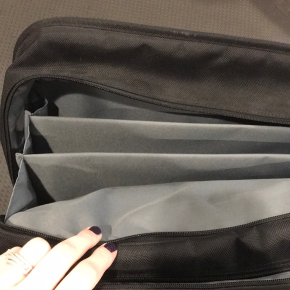 HUGE! Briefcase/carryon Zappos! - Picture 4 of 8